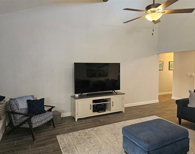 4522 La Jolla Drive - Photo Thumbnail 7