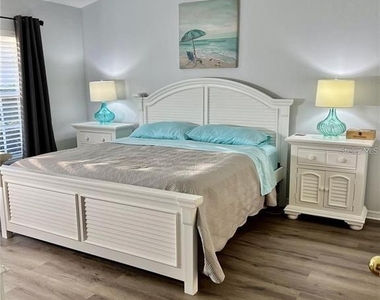 7186 Lakeside Drive - Photo Thumbnail 9