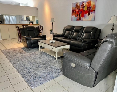 7186 Lakeside Drive - Photo Thumbnail 6