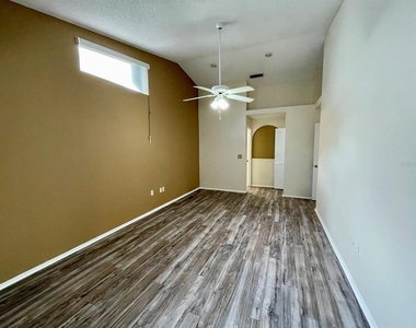 4337 Edenrose Way - Photo Thumbnail 8