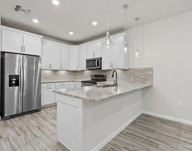 3331 Chestertown Loop - Photo Thumbnail 9