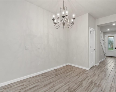 3331 Chestertown Loop - Photo Thumbnail 11