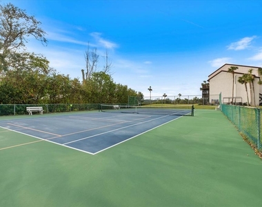 1604 Stickney Point Road - Photo Thumbnail 22
