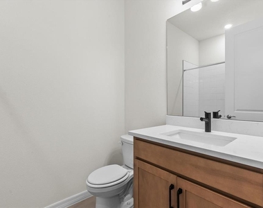 7562 Sea Oak Court - Photo Thumbnail 20