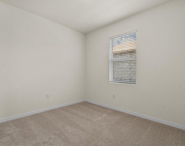 7562 Sea Oak Court - Photo Thumbnail 18