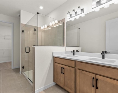 7562 Sea Oak Court - Photo Thumbnail 16