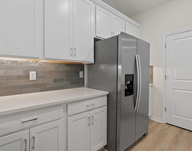 7566 Sea Oak Court - Photo Thumbnail 8