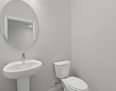 7566 Sea Oak Court - Photo Thumbnail 15