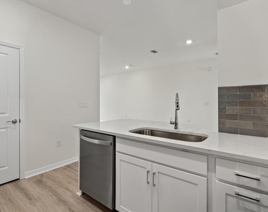 7566 Sea Oak Court - Photo Thumbnail 9