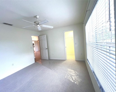 8370 Wingate Drive - Photo Thumbnail 25