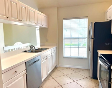 8370 Wingate Drive - Photo Thumbnail 6