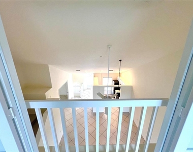 8370 Wingate Drive - Photo Thumbnail 17