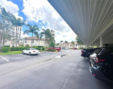 8370 Wingate Drive - Photo Thumbnail 31