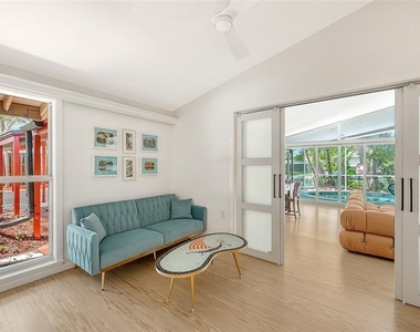 4830 Higel Avenue - Photo Thumbnail 43
