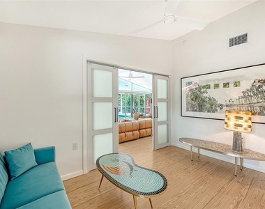 4830 Higel Avenue - Photo Thumbnail 44