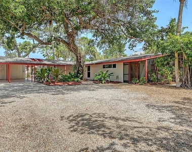 4830 Higel Avenue - Photo Thumbnail 6
