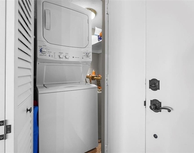 707 S Gulfstream Avenue - Photo Thumbnail 31