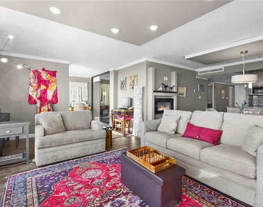 707 S Gulfstream Avenue - Photo Thumbnail 15