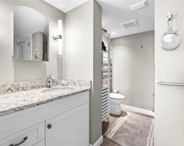 707 S Gulfstream Avenue - Photo Thumbnail 8