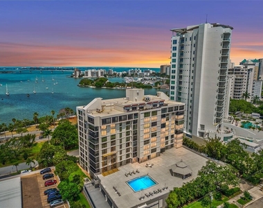 707 S Gulfstream Avenue - Photo Thumbnail 45