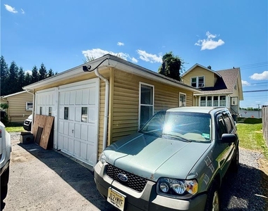 2960 William Penn Highway - Photo Thumbnail 10