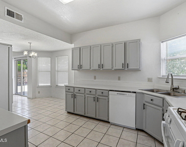 7765 Dianjou Drive - Photo Thumbnail 11