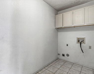 7765 Dianjou Drive - Photo Thumbnail 22