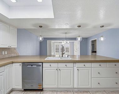 6141 Sierra Valle Lane - Photo Thumbnail 15