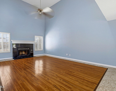6141 Sierra Valle Lane - Photo Thumbnail 8