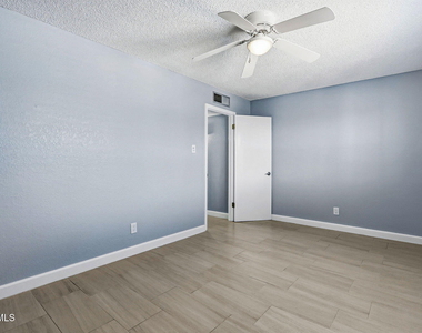 6141 Sierra Valle Lane - Photo Thumbnail 28