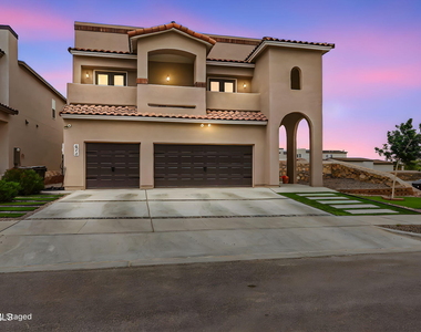 672 La Entrada Circle - Photo Thumbnail 1