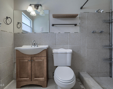 2927 Harrison Avenue - Photo Thumbnail 29