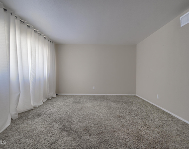 2927 Harrison Avenue - Photo Thumbnail 26