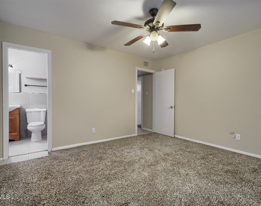 2927 Harrison Avenue - Photo Thumbnail 32