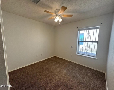 10041 Paloma Drive - Photo Thumbnail 10