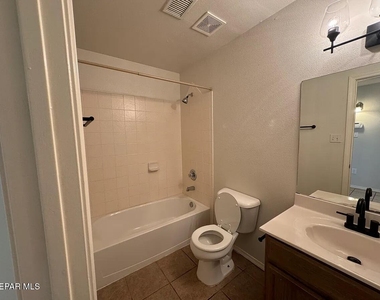 10041 Paloma Drive - Photo Thumbnail 33