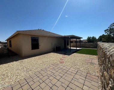 10041 Paloma Drive - Photo Thumbnail 1