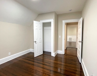 541 Church Street - Photo Thumbnail 9