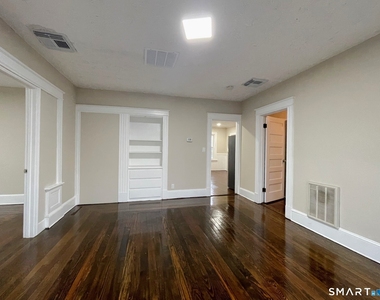 541 Church Street - Photo Thumbnail 4