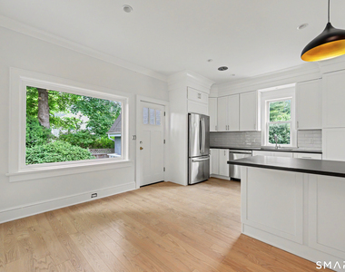 15 Shorelands Place - Photo Thumbnail 6