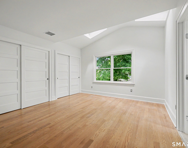15 Shorelands Place - Photo Thumbnail 9