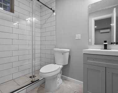 140 Grand Street - Photo Thumbnail 7