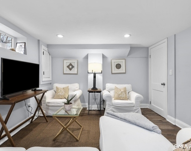 111 Judd Street - Photo Thumbnail 19