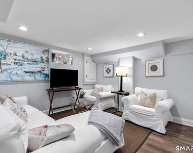 111 Judd Street - Photo Thumbnail 11