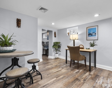111 Judd Street - Photo Thumbnail 17