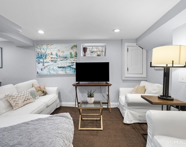 111 Judd Street - Photo Thumbnail 20