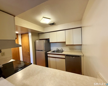 105 Tremont Avenue - Photo Thumbnail 4