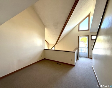 105 Tremont Avenue - Photo Thumbnail 6