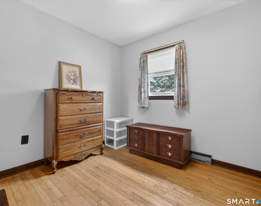 73 Warren Avenue - Photo Thumbnail 18