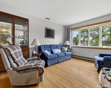 73 Warren Avenue - Photo Thumbnail 6